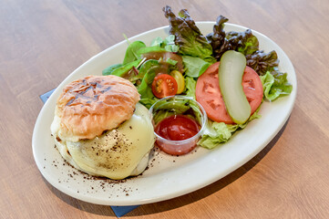 ハンバーガープレート