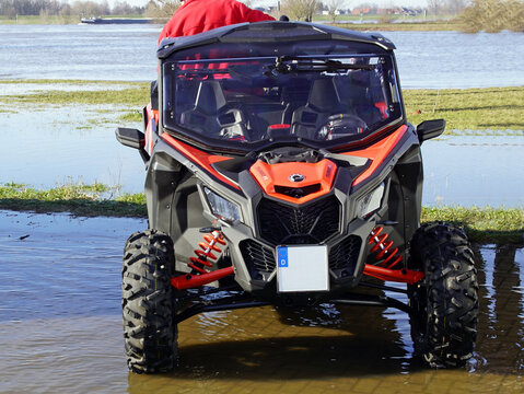 Can-Am Maverick DS Turbo R