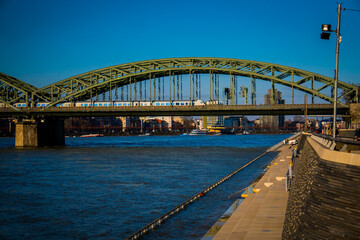 Fototapeta na wymiar Cologne Bridge