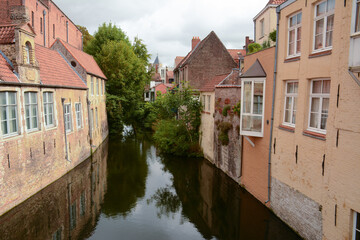 Fototapeta na wymiar Bruges, Belgium. View of canal and typical buildings.