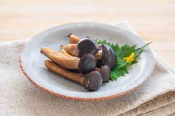 シメジのしょうゆ焼き