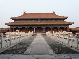 Obraz premium Frontal view of a pavilion in the Forbidden City, Beijing