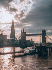 Naklejka premium Tower Bridge at a beautiful afternoon