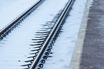 railroad tracks 