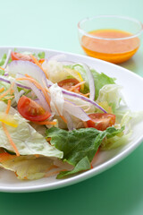 野菜サラダ　朝食　ヘルシー