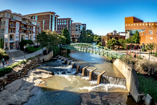 greenville south carolina on reedy river in downtown
