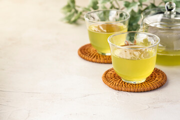 緑茶　冷茶　ティータイム