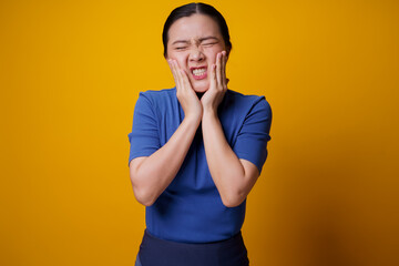 Asian woman was sick with toothache.