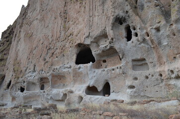 Bandelier Pueblo, New Mexico  (homes close)