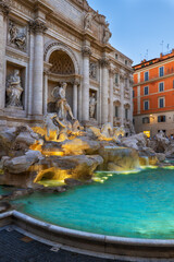 Fototapeta na wymiar Trevi Fountain at Dusk in Rome
