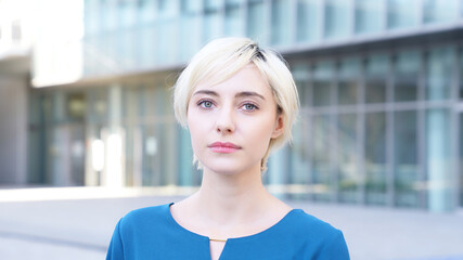 外国人女性