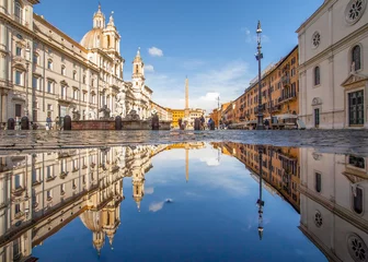 Deurstickers  Rome, Italy - in Winter time, frequent rain showers create pools in which the wonderful Old Town of Rome reflect like in a mirror. Here in particular Piazza Navona © SirioCarnevalino