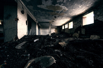 alte fabrik mit kaserne verfallen lost place
