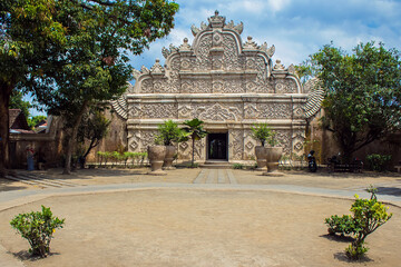 Fototapeta na wymiar Main gate at Taman Sari water castle. It s a site of a former royal garden of the Sultanate of Yogyakarta