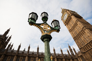 Fototapeta na wymiar Palace of Westminster and big ben tower isolater on blue sky