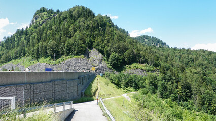 Staumauer des Sylvensteinspeicher