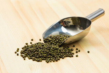 Self service bulk organic food. Eco-friendly zero waste shop. Small local business. Lentil