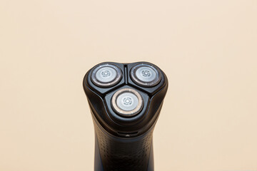 rotary three heads electric shaver