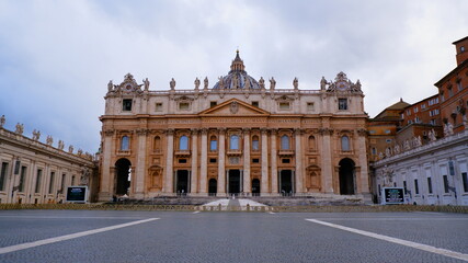 Fototapeta na wymiar Saint Peter's Basilica in Vatican City at Dusk, Rome