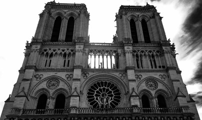 Fototapeta premium Notre Dame B&W