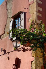 Fototapeta na wymiar a window in the old town of crete greece