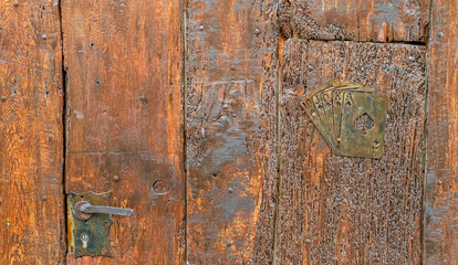 Panorama de vieilles planches de vieux bois rustique pour création d'arrière-plan.	