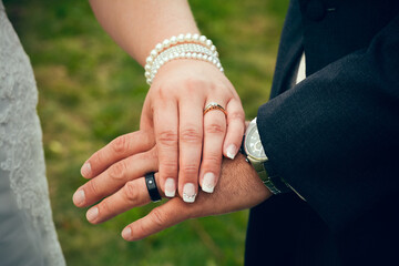 Newly weds hands