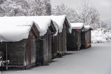 Naklejka premium Beautiful winter scenery along of small harbor of the idyllic lakeside village of Busskirch, Rapperswil-Jona, St. Galen, Switzerland