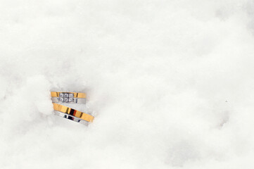 rings st the snow