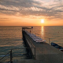 Obraz premium sunset on the pier