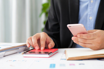 Workers who use mobile phones while using calculators