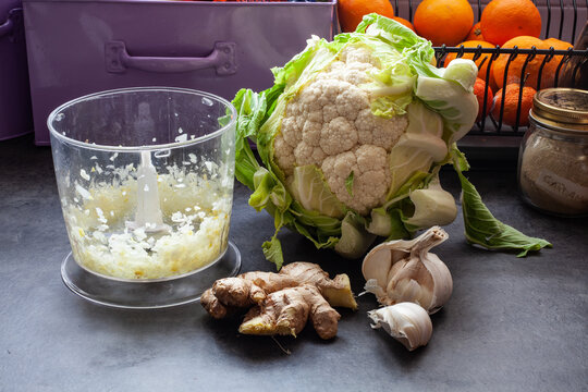 Cauliflower in yogurt