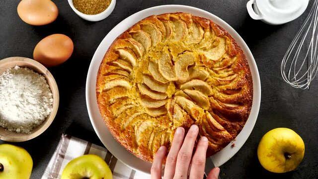 homemade apple pie and slice
