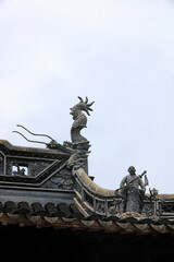 Obraz premium Ancient architecture sculpture on the roof in Yu Garden,Shanghai,China