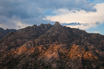 Al fondo El Yelmo, La Pedriza, Parque Regional Cuenca Alta del Manzanares, Madrid