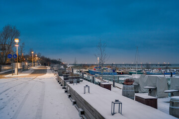 Fototapeta na wymiar Hafen im Winter im Ostseebad Kühlungsborn an der Ostsee, Mecklenburg-Vorpommern, Deutschland