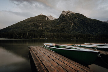 Fototapeta premium Bootsanleger im Hintersee