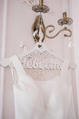 perfect wedding dress on the wedding day