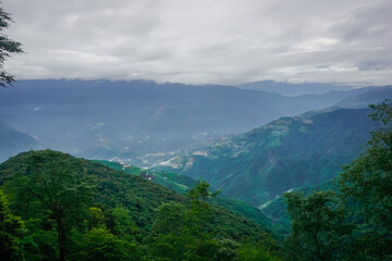 Fototapeta na wymiar Beautiful landscape of mountains in Taiwan