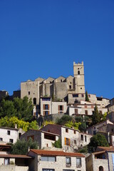 Fototapeta na wymiar Village médiéval de Eus dans les Pyrénées orientales catalane en sud de France