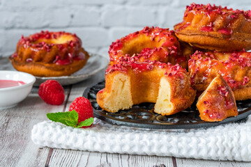 Mini vanilla pound cakes