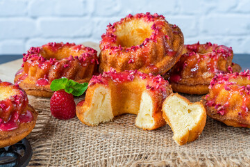 Mini vanilla pound cakes
