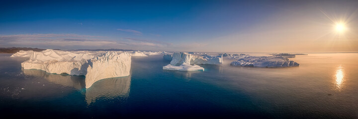floating glaciers at fjord Disco Bay West Greenland © Jaro
