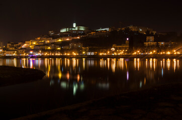 Cidade de Coimbra de noite