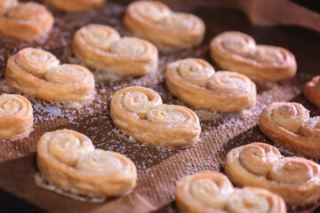 home cooking. hearts with puff pastry sugar