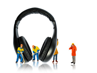 Black Wireless headset anatomical and confortable under maintenance