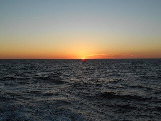 Obraz premium sunset over the sea