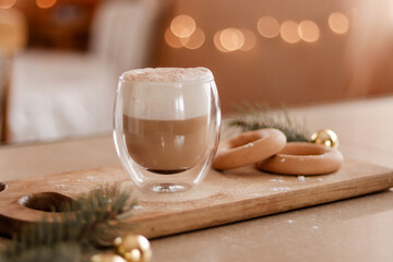 glass of milk and cookies