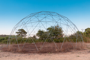 The steel frame of a geodesic dome is built on nature. Such a frame has a large load-bearing...