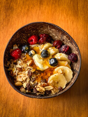 muesli with berries